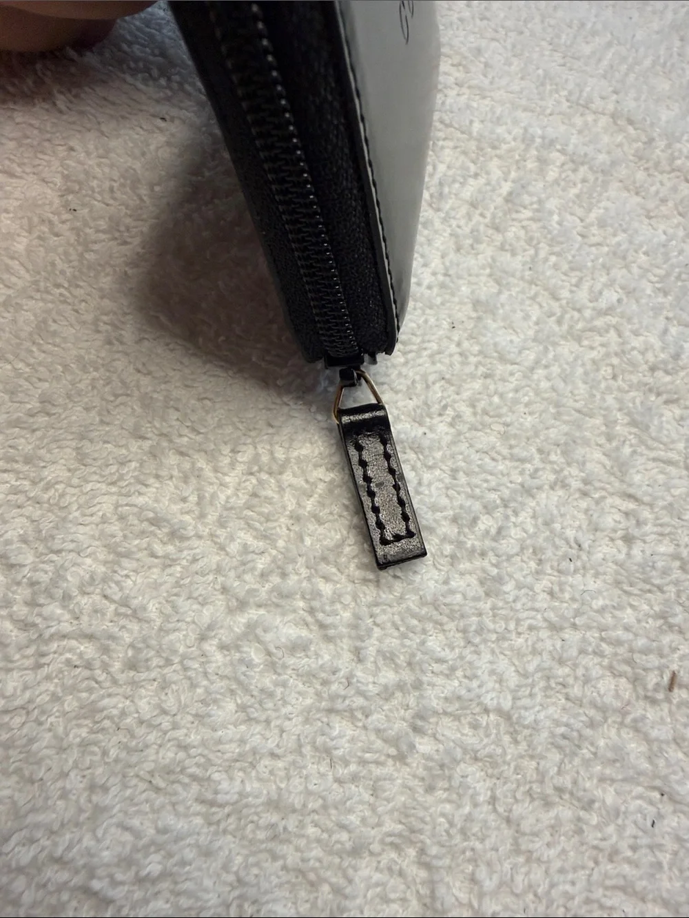 Gucci Black Leather Zip Around Coin Case Wallet